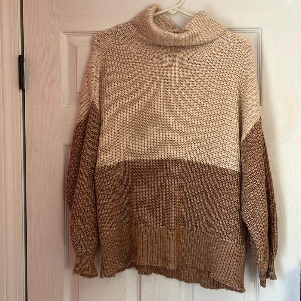 American Eagle oversized knit sweater